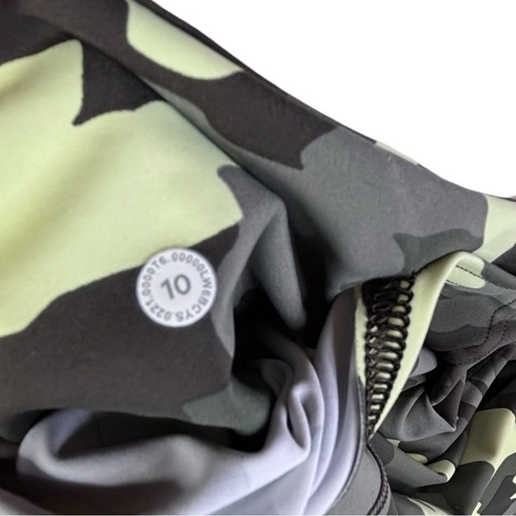 Lululemon Fast Free Crop Leggings - Picture 4 of 4